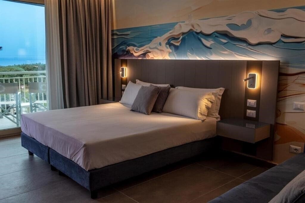 Панорама Hotel Villaggio Residence Riviera Del Sole 4*