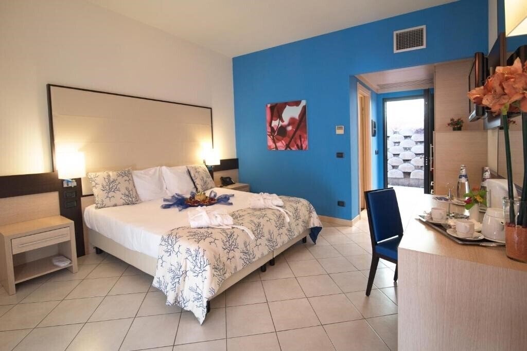 Апартаменты Grand Avalon Sikani 4*