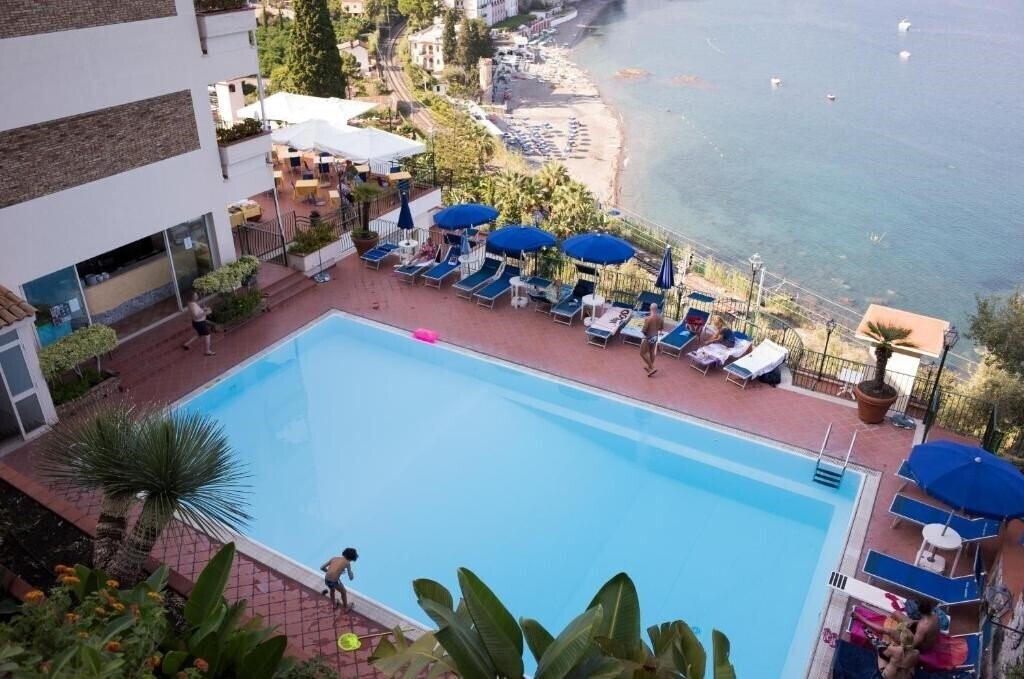 Территория Bay Palace 4*