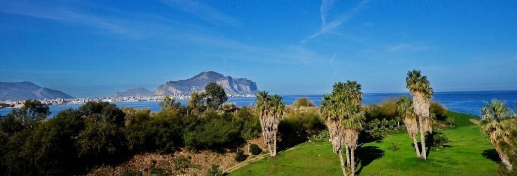 Територія Villa D'Amato вилла