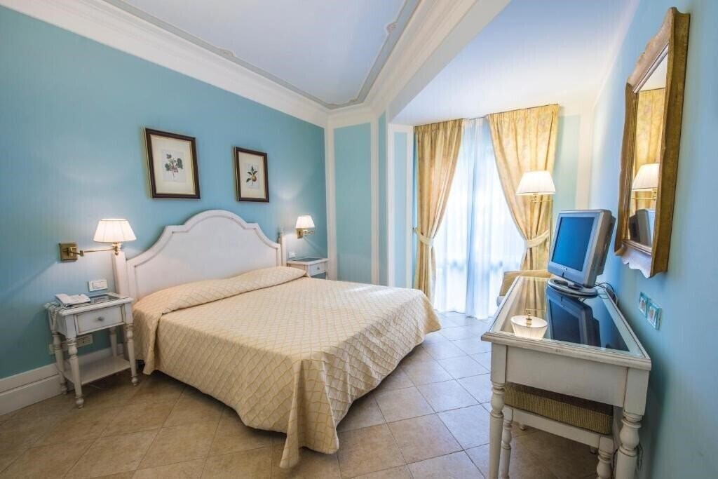 Апартаменти Villa Daphne 4*