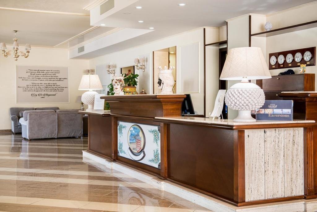 Апартаменти Diamond Naxos Taormina 5*