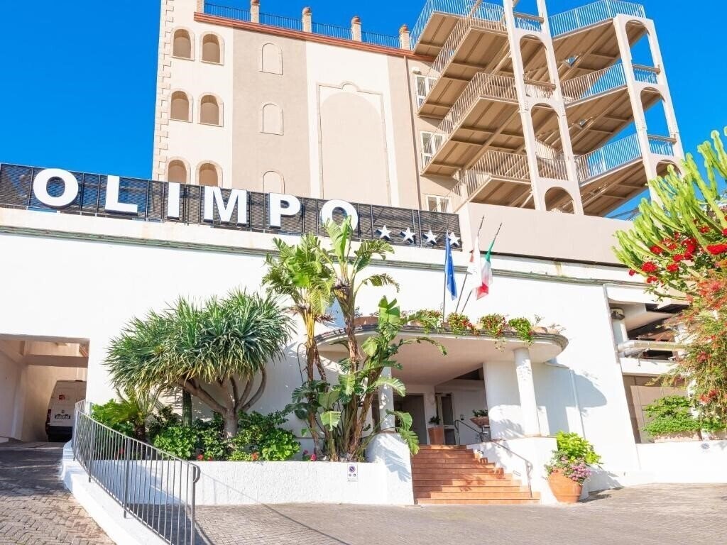 Територія Olimpo (Letojanni) 4*