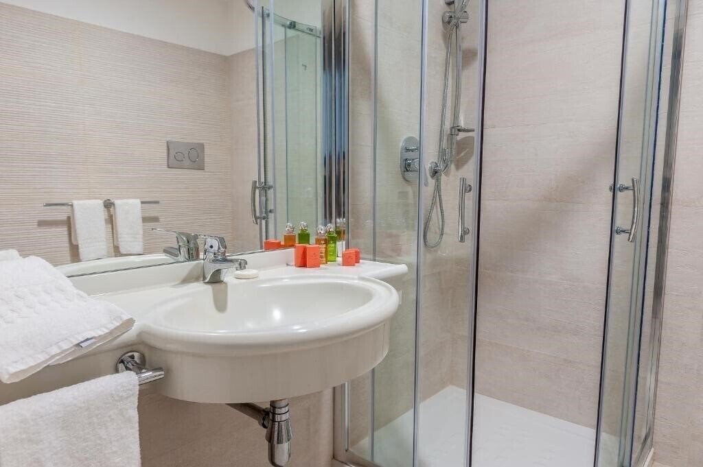 Апартаменти Acacia Marina Resort 4*