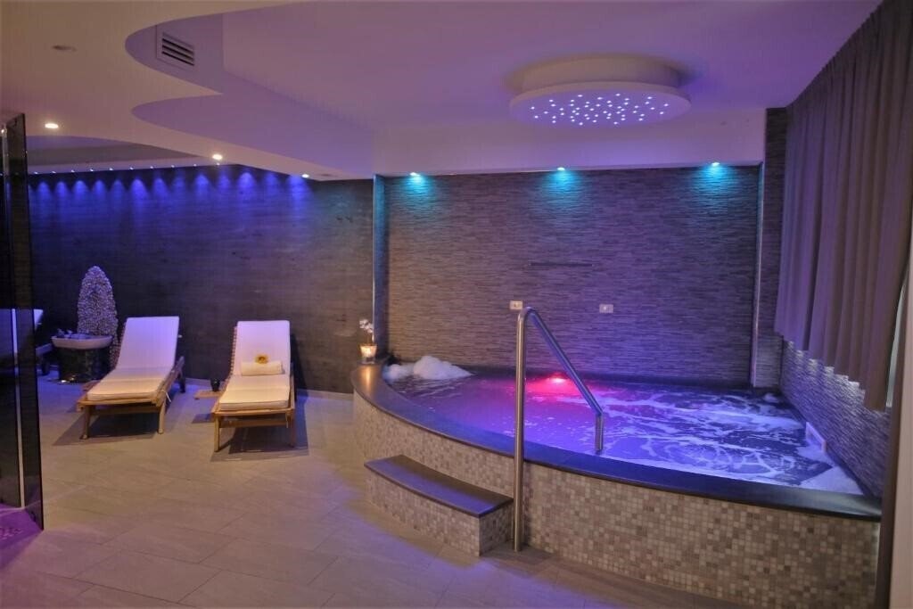 Картинка Mare Neve Resort 4*