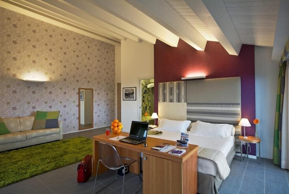 Апартаменти Poggio Del Sole 4*