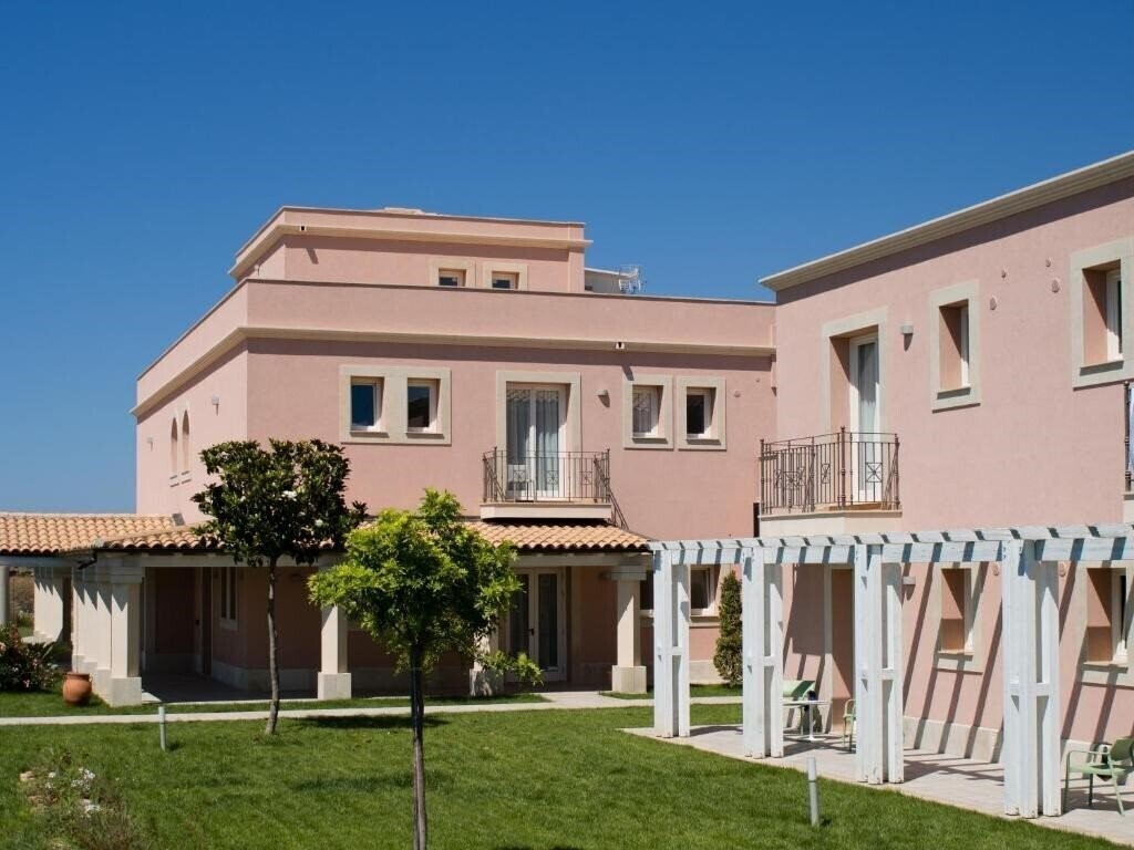 Вид Hotel Danieli Pozzallo 4*