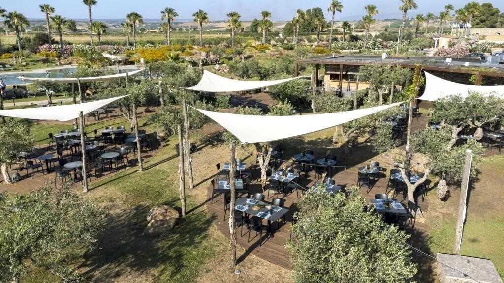 Вид Costanza Beach Club 4*