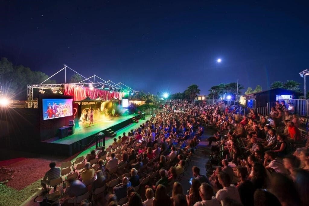 Вид VOI Arenella Resort (ex. Arenella Resort) 4*