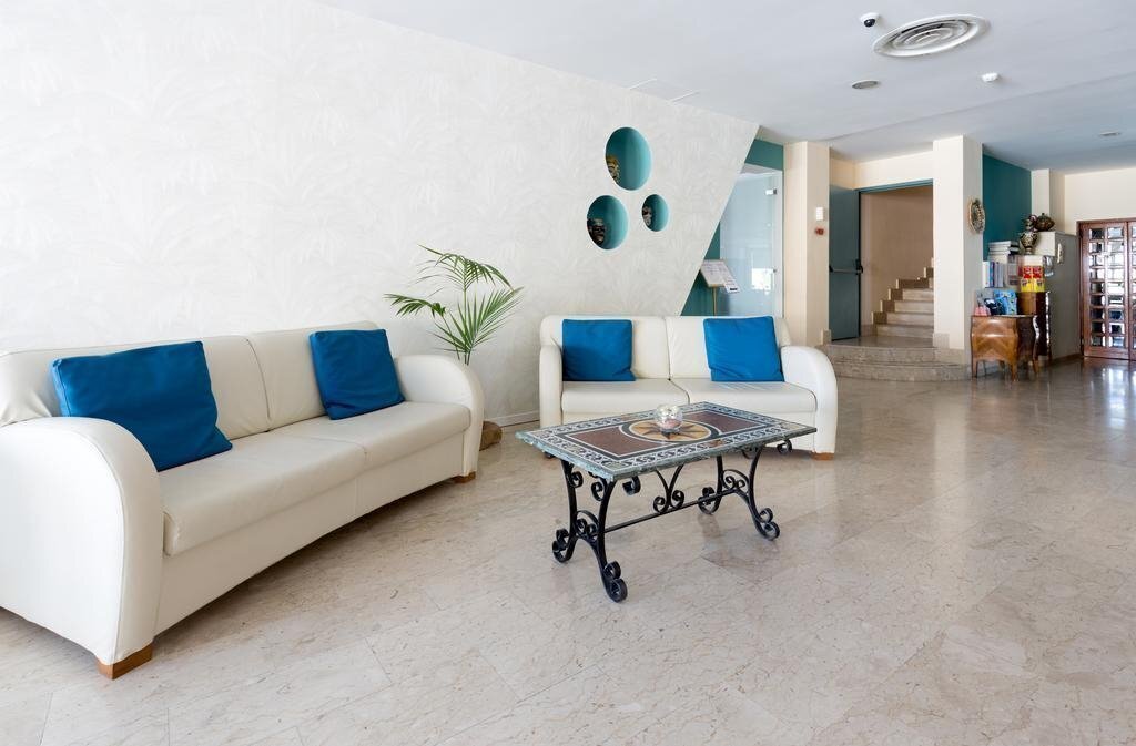 Вид Villa Esperia 4*