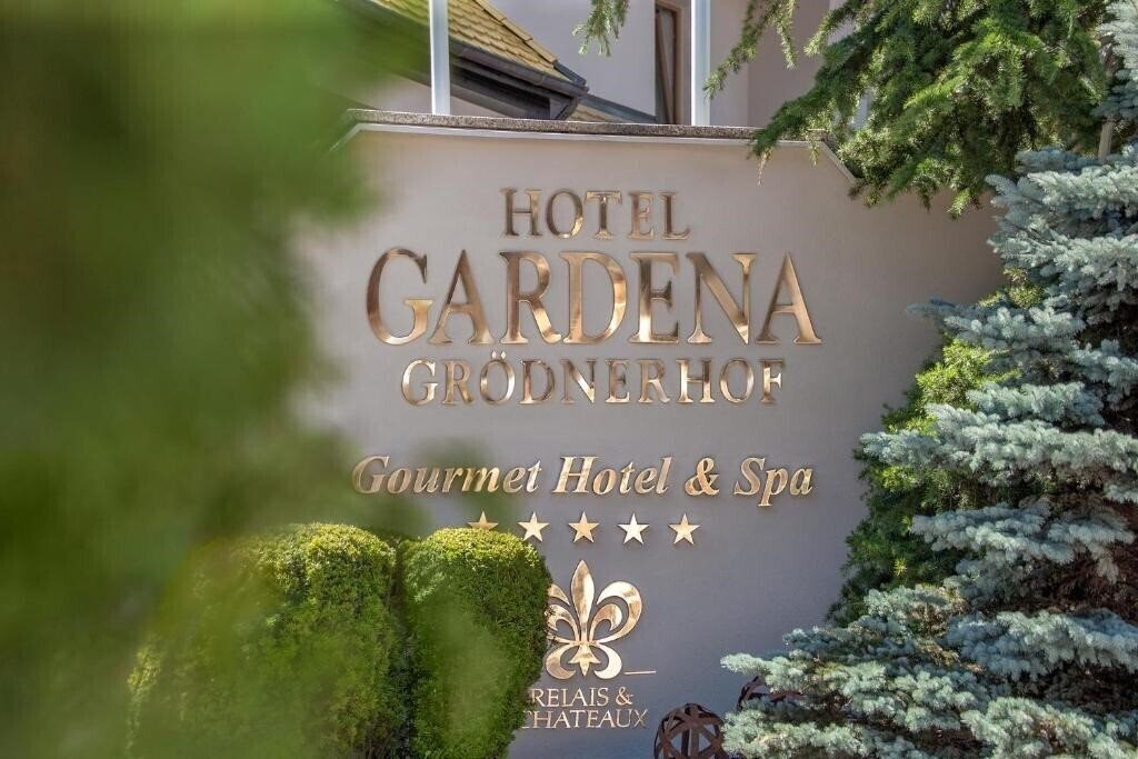 Апартаменты Gardena Grodnerhof Hotel & SPA Ortisei 5*