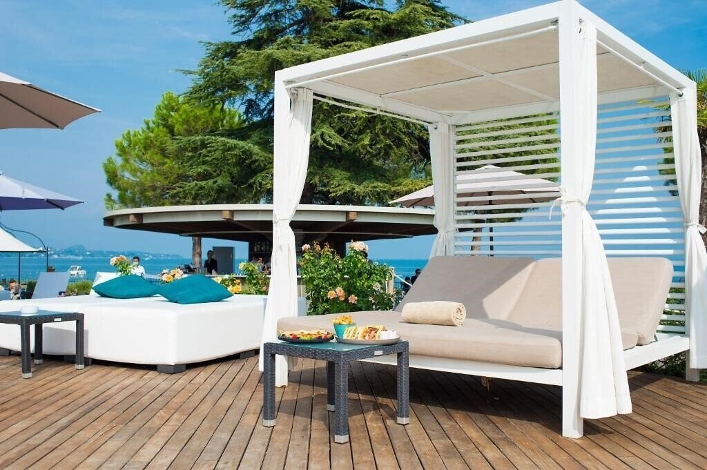 Апартаменти Splendido Bay Luxury SPA Resort 5*