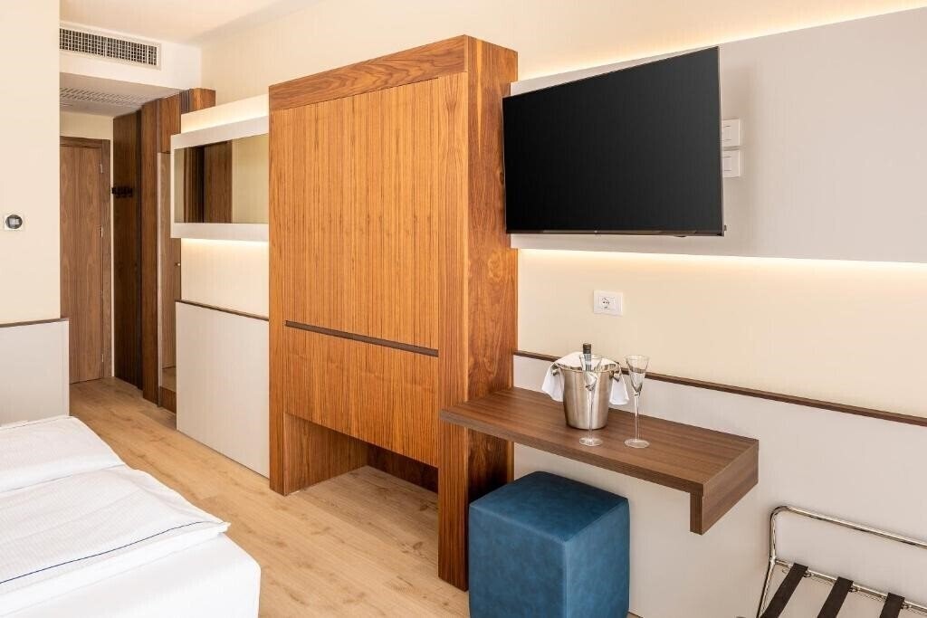 Панорама Sport Hotel Olimpo (ex. Olimpo Garda) 4*