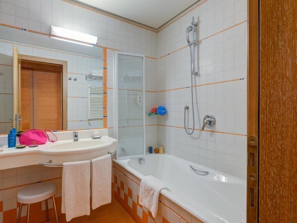 Панорама Golf Paradiso (Castelnuovo Del Garda) 4*