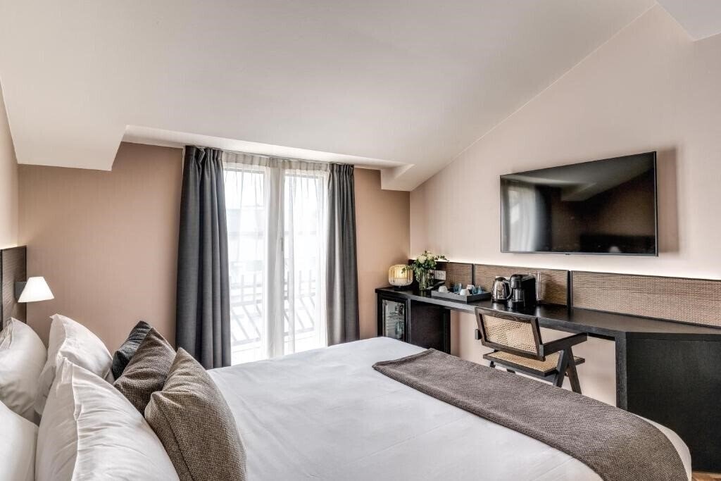 Апартаменти Hotel Plinius 3*