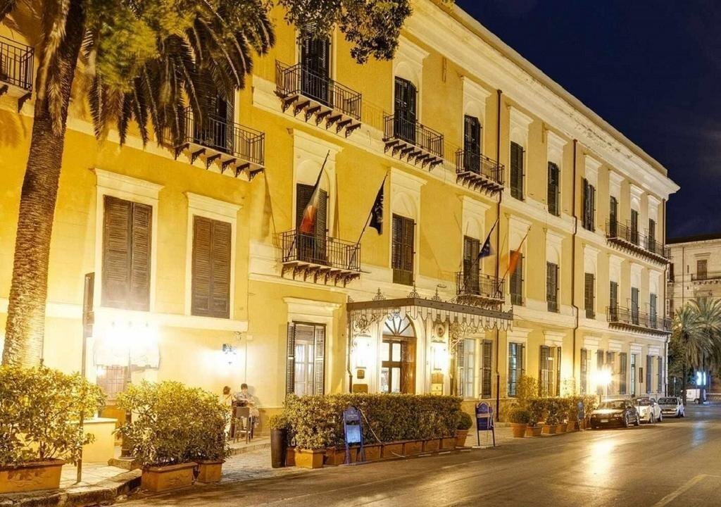 Отель Mercure Palermo Centro 4*