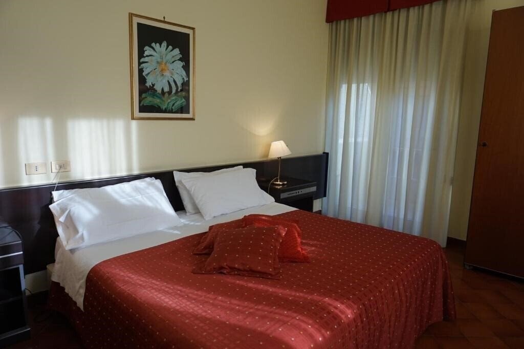 Фото Europa (Palermo) 3*