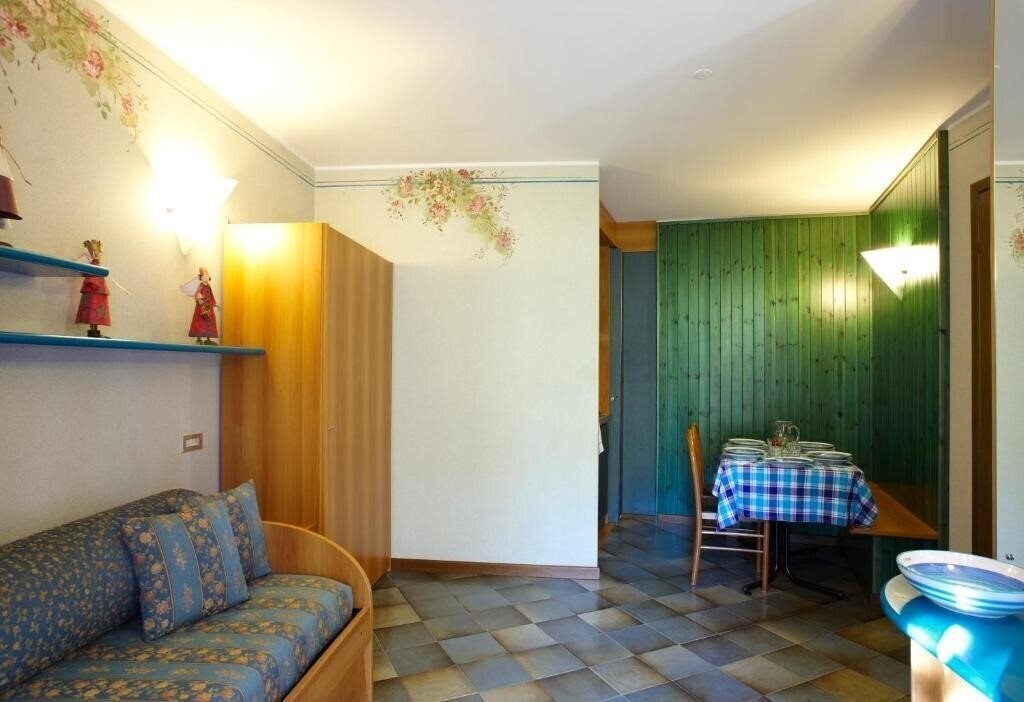 Апартаменты Residence Mirelladue 4*