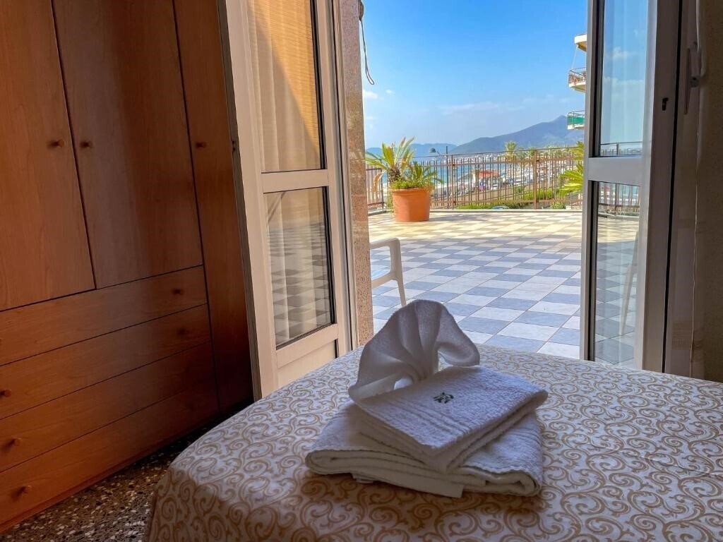 Вид Albergo Regina Mundi 2*