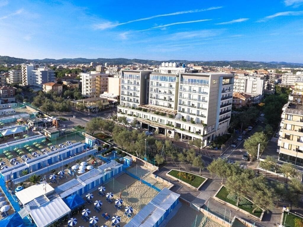 Апартаменты Charlie In Pesaro 4*