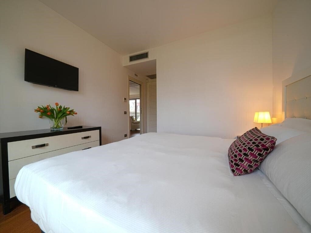 Панорама Pisa Tower Plaza (ex. Abitalia Tower Plaza) 5*