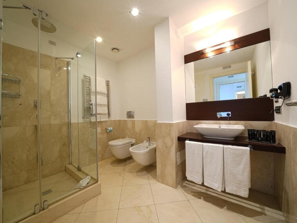 Апартаменти Pisa Tower Plaza (ex. Abitalia Tower Plaza) 5*