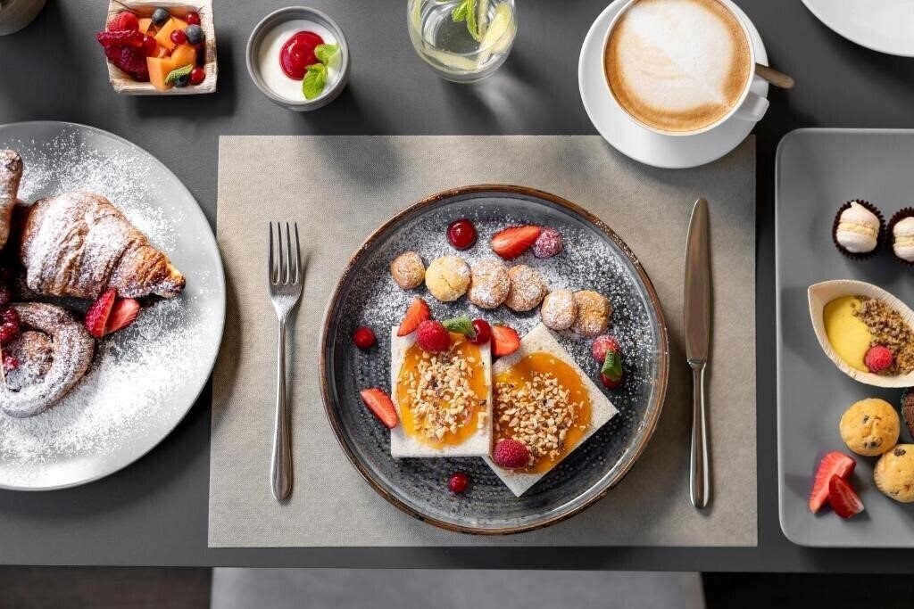 Панорама Hotel Villa Margherita (Pera Di Fassa) 3*