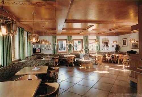 Отель Garni Lastei 2*