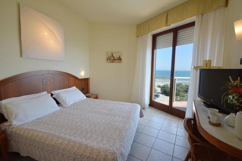 Фото Bellevue Beach 4*