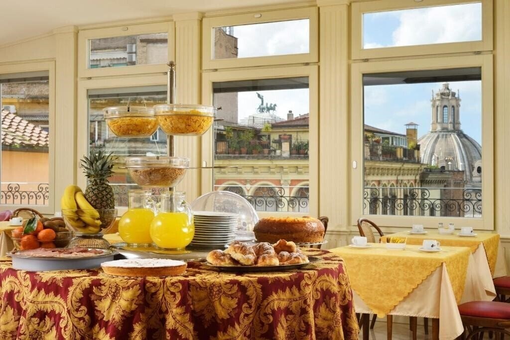 Панорама Comfort Hotel Bolivar 4*