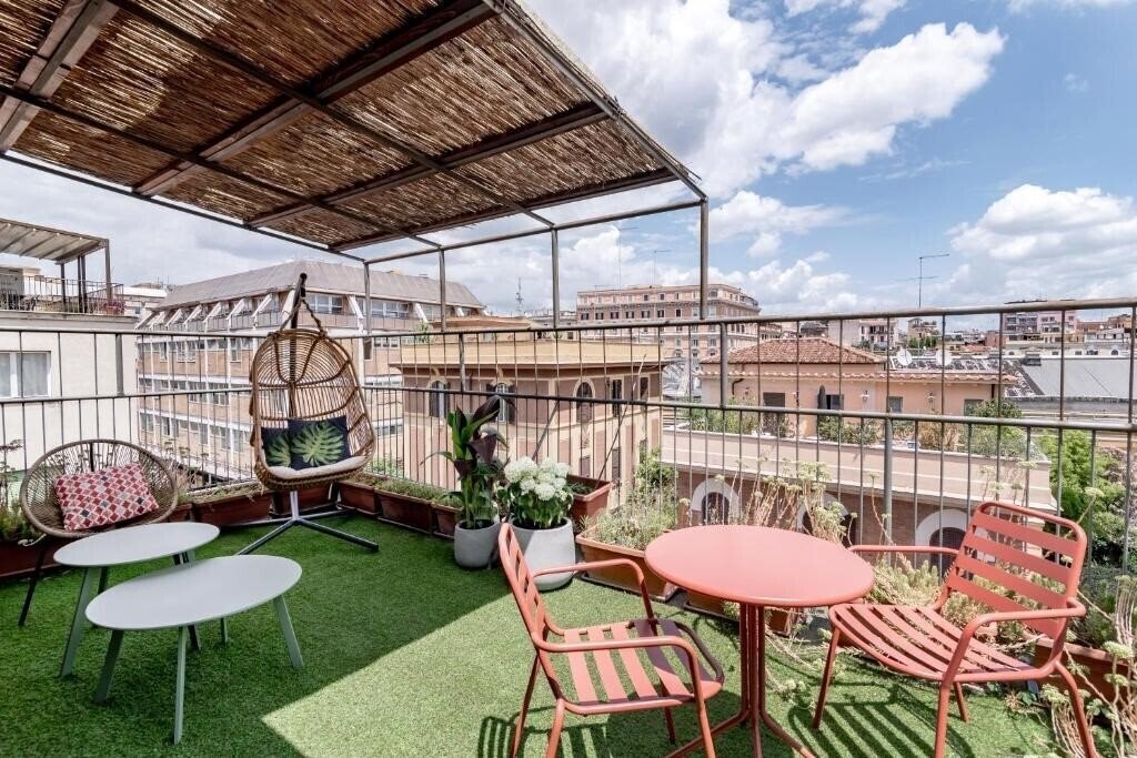 Апартаменти Espana Hotel 3*