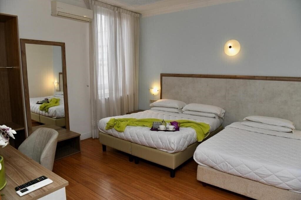 Территория Hotel Anacapri 2*