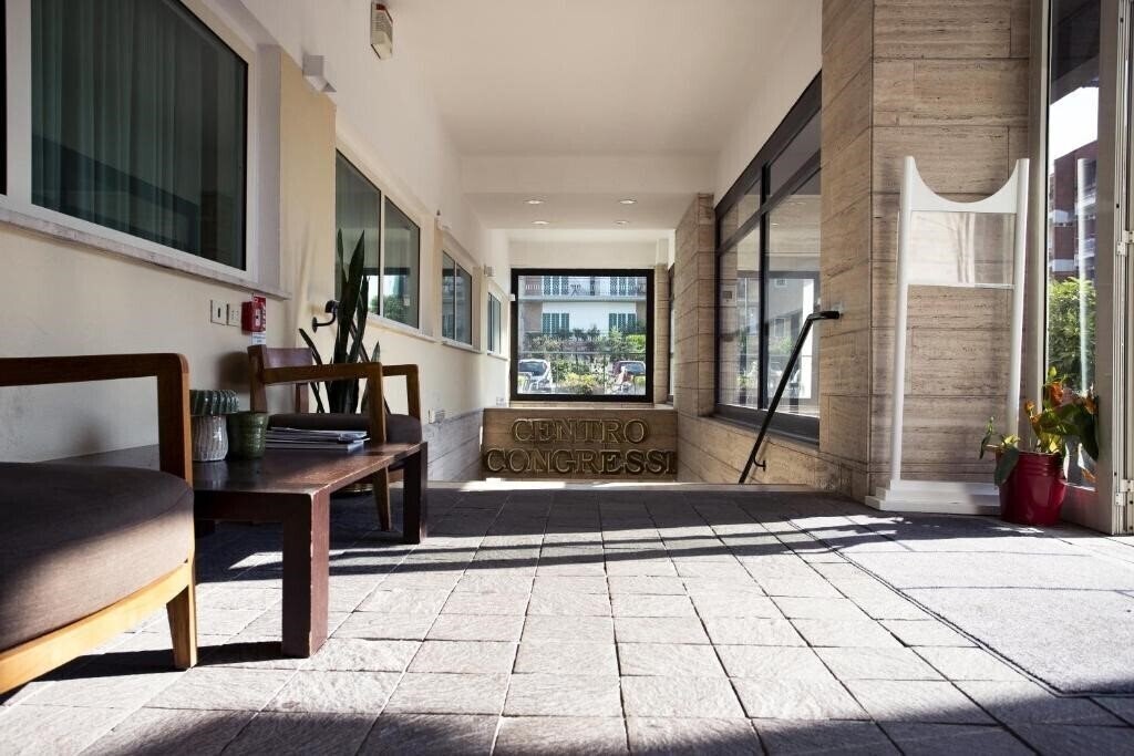 Панорама Oly Hotel 4*