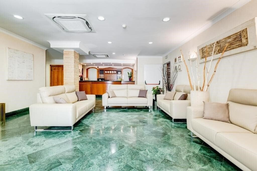 Картинка Romoli 3*