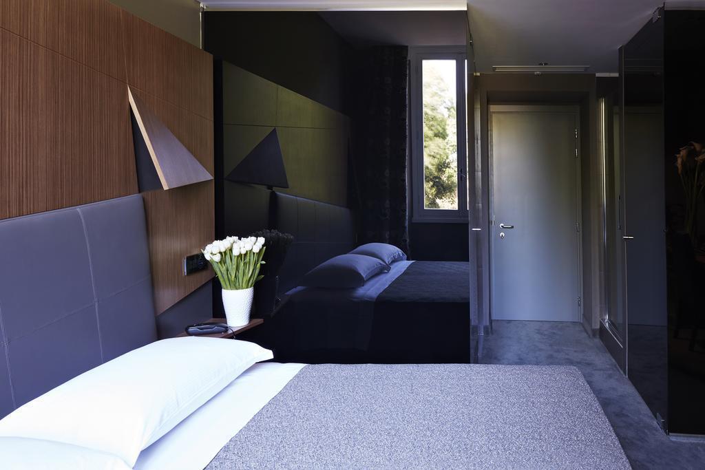 Панорама Hotel The Building 4*