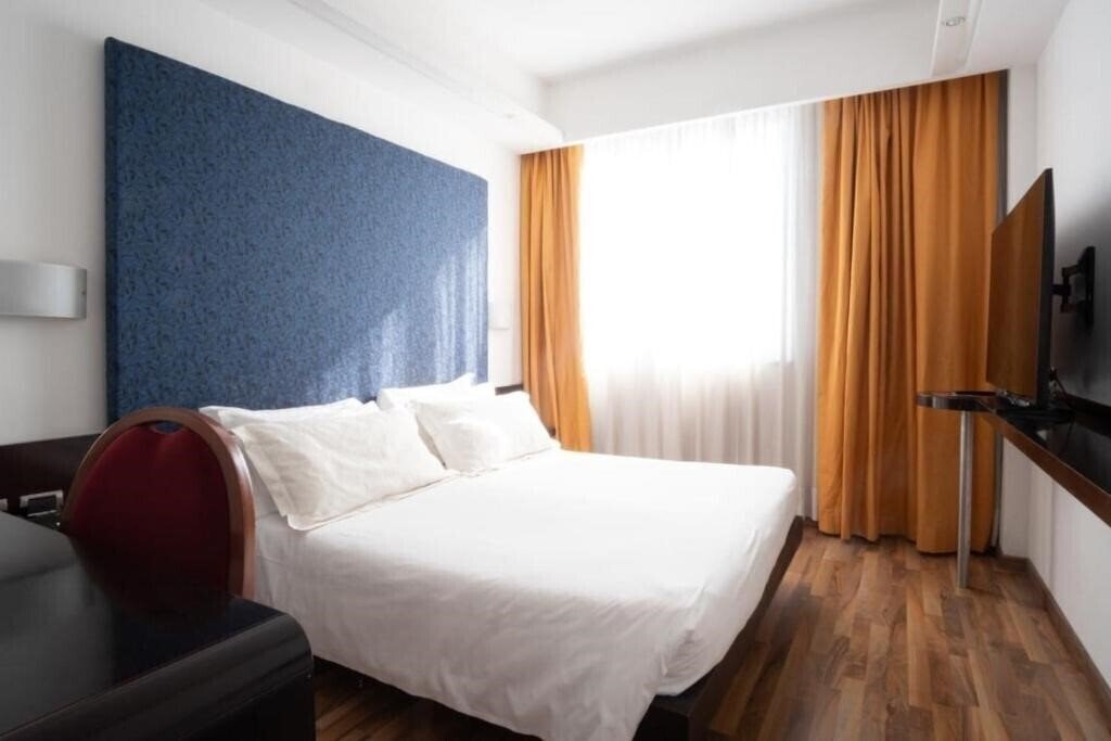 Панорама Degli Imperatori 4*