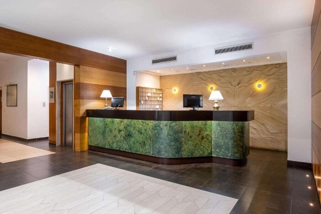 Вид Nova Domus Hotel And Suites 4*