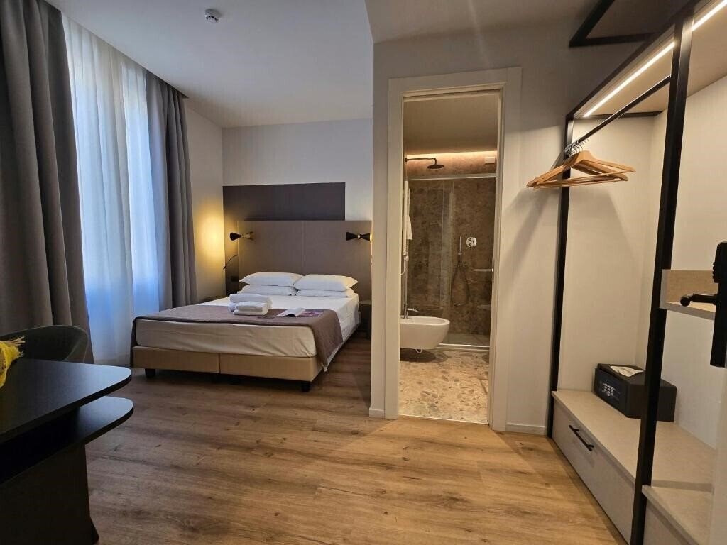 Панорама Porta Pia 3*