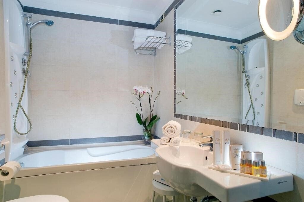 Апартаменты Pinewood Hotel Rome 4*