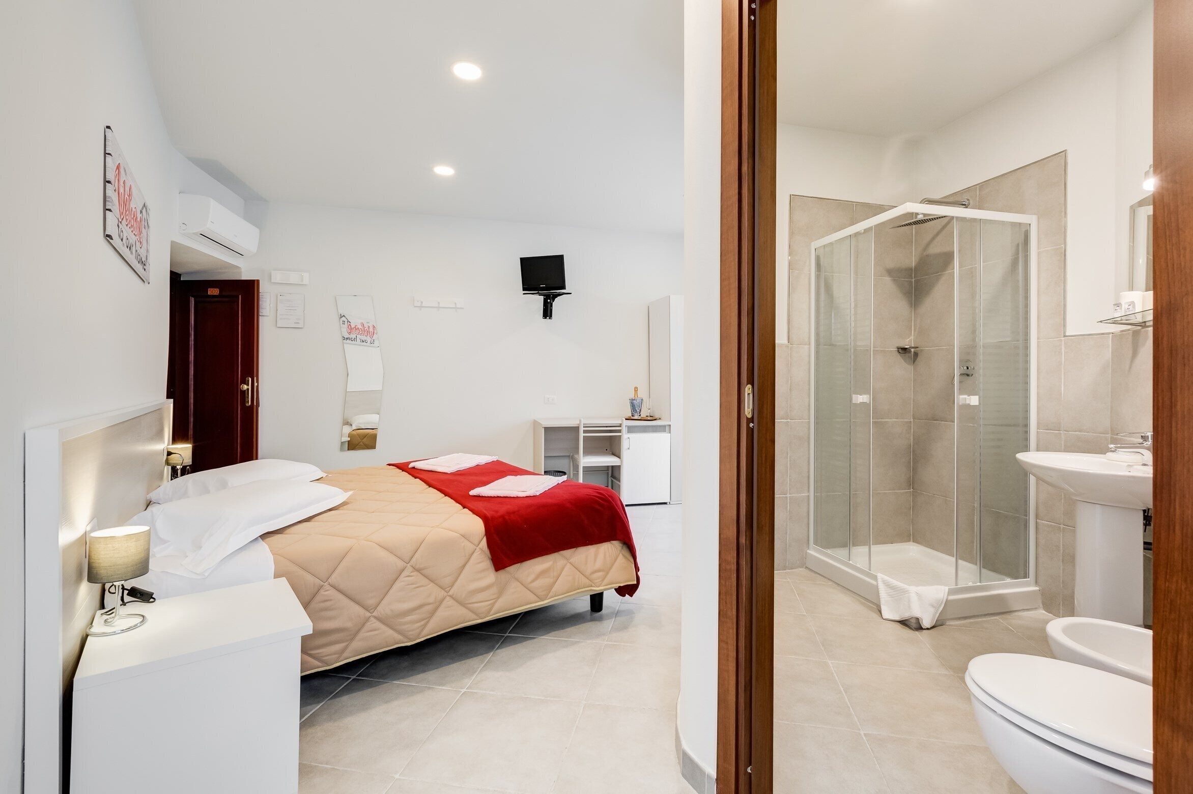 Апартаменти San Pietro Rooms 2*