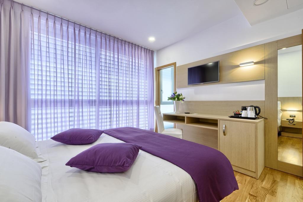 Апартаменти Park Hotel Ginevra 3*