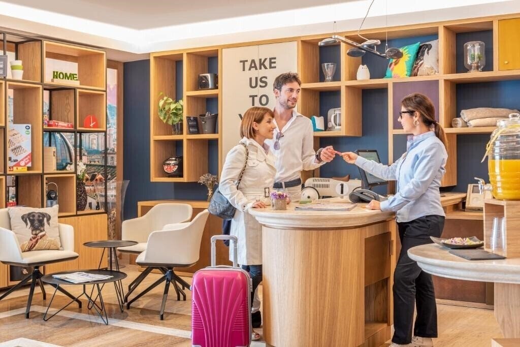 Территория Aparthotel Adagio Rome Vatican (ex. Aparthotel Adagio Rome Balduina, Residence Mallia) 4*