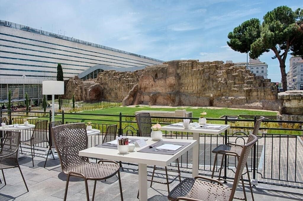 Апартаменти NH Collection Palazzo Cinquecento 5*