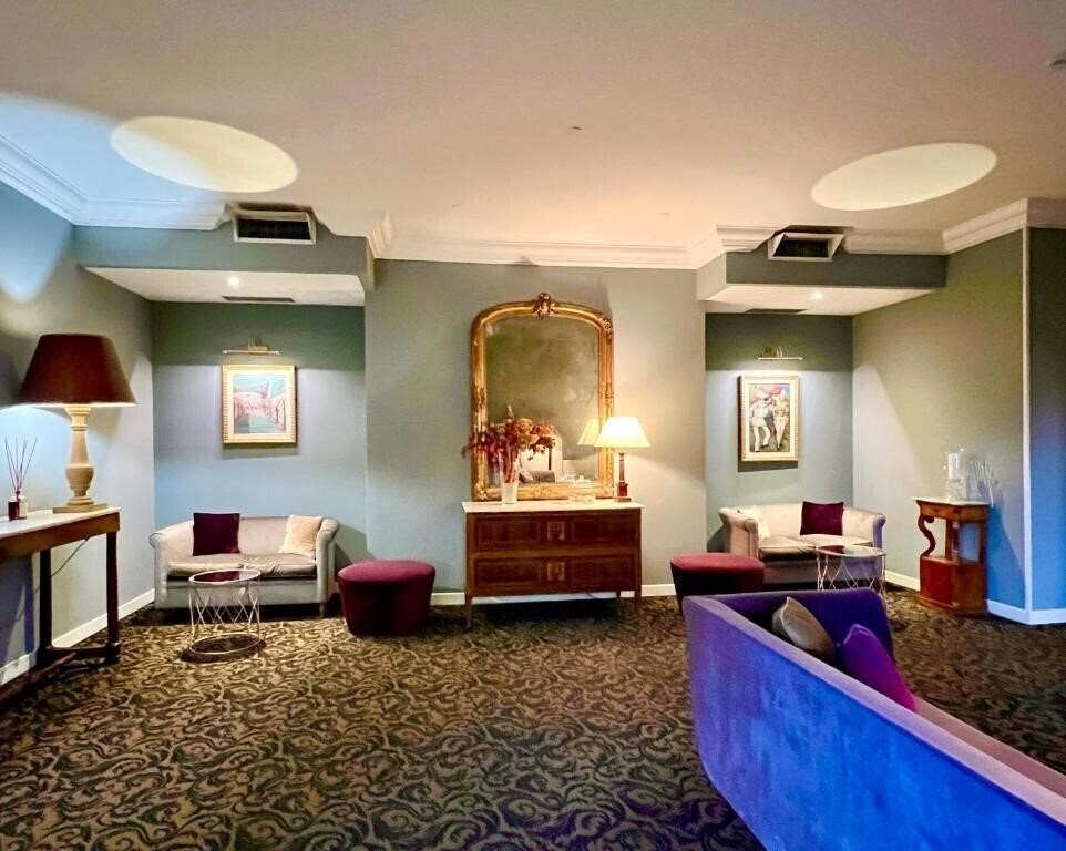 Фотографія Fenix 4*