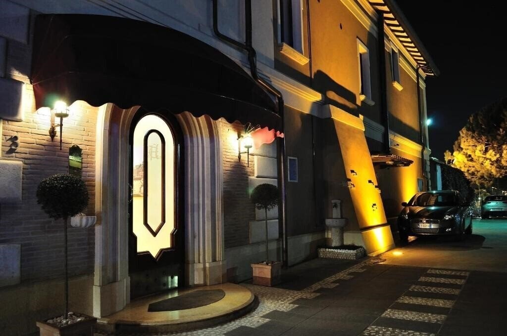 Готель Al Casaletto Hotel 3*