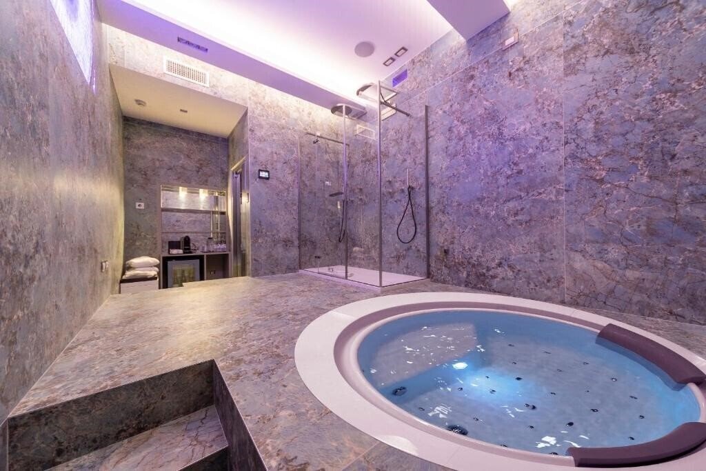 Готель San Carlo Suite 4*