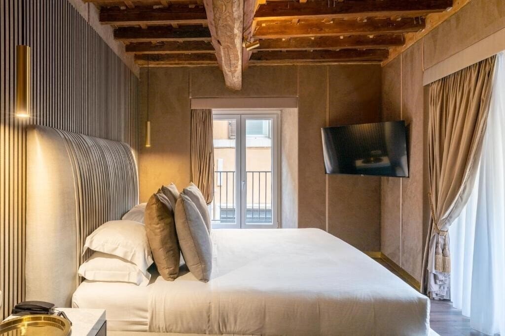 Вид Spagna Royal Suite 4*