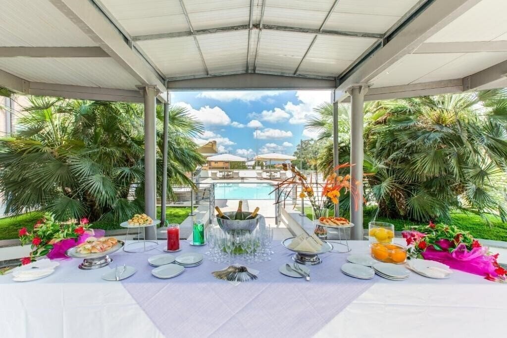 Территория Ardeatina Park Hotel 4*