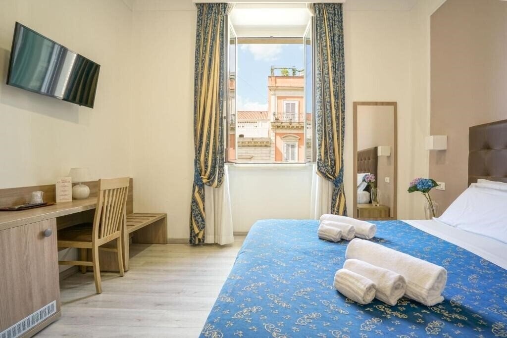 Фото St. Moritz 3*