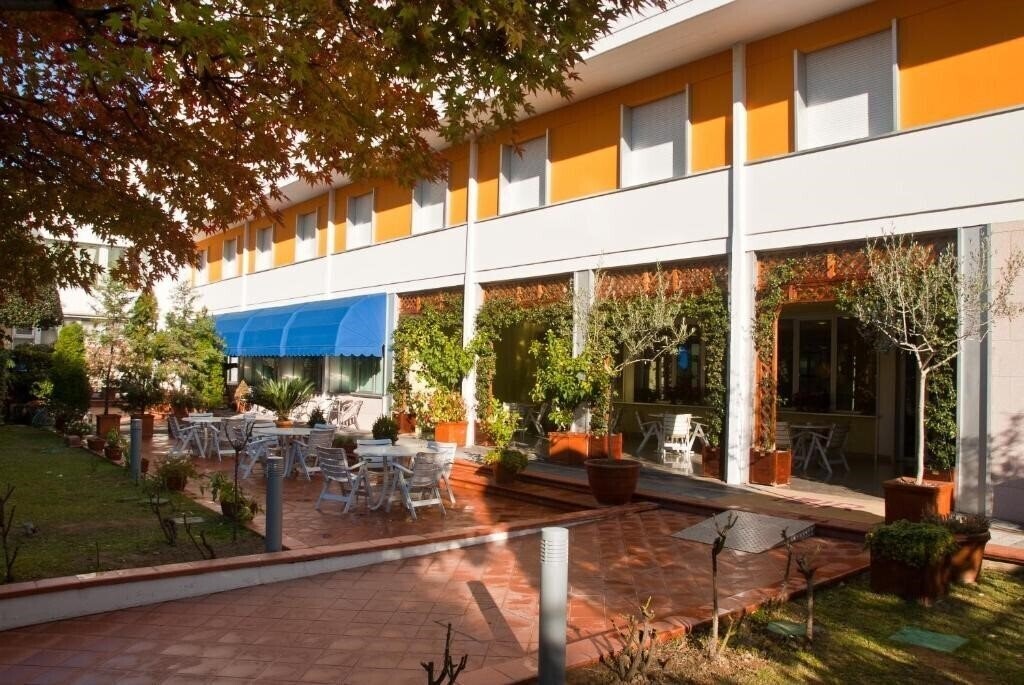 Фотографія Raffaello 3*